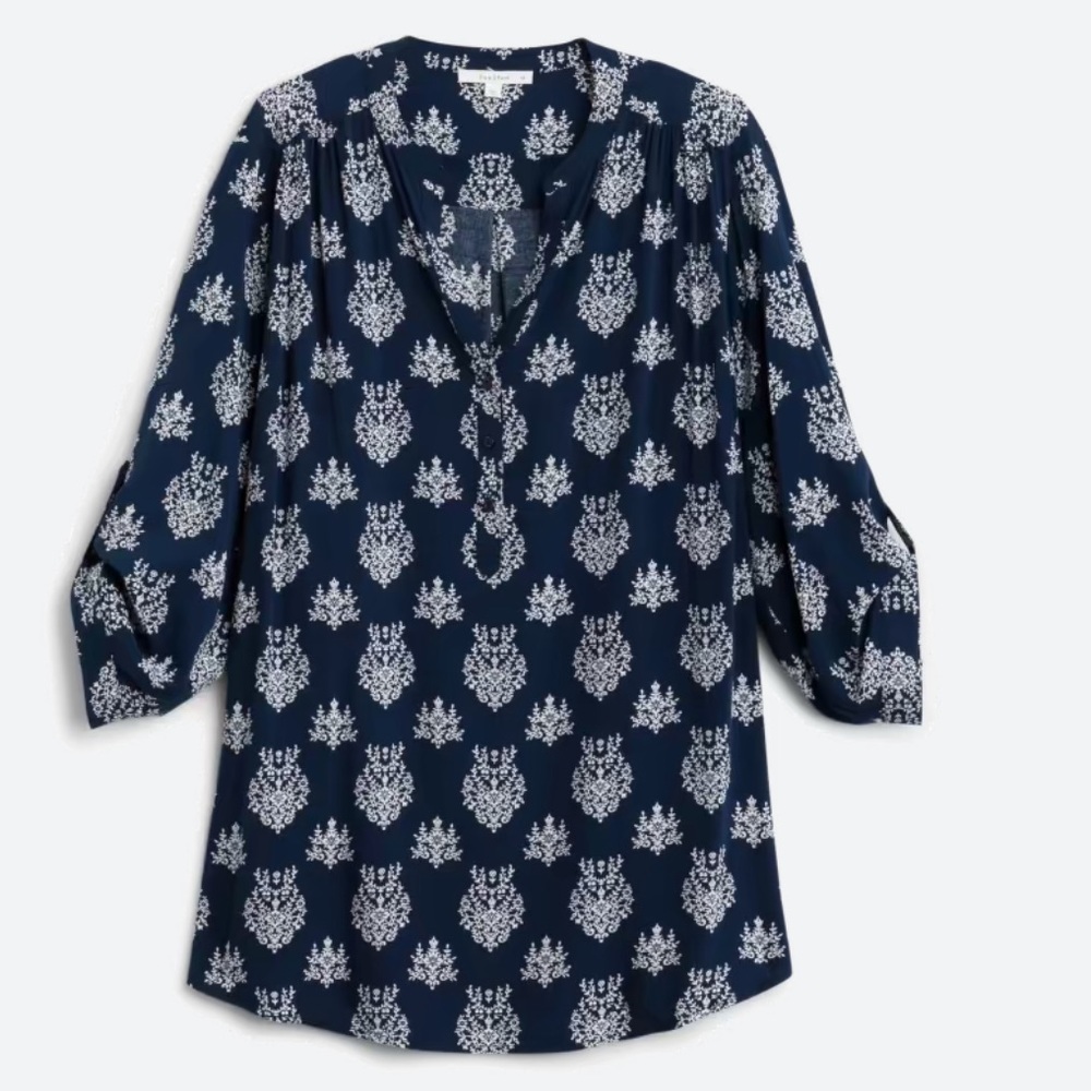 Stitch Fix Fun2Fun Navy and White Shirt